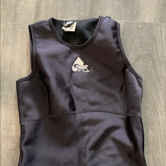 Mountain Surf One Piece black polyester suit large - Picture 2 of 6